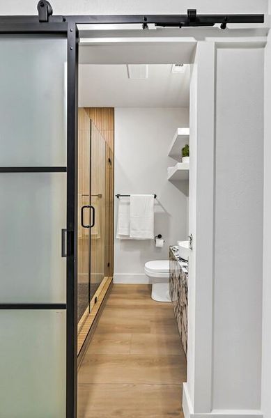 Furnished interior view inside a new home in , Waco (Image 48).