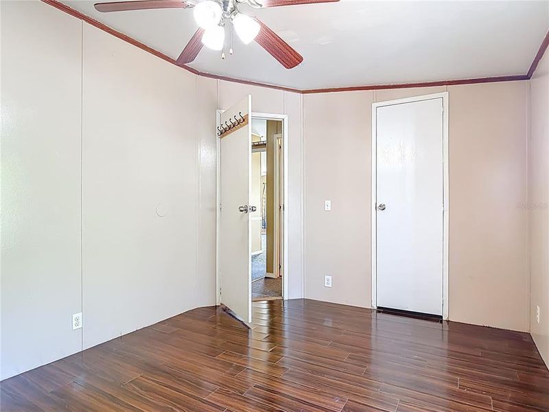 Spacious, unfurnished interior of a new home in , Paisley (Image 12).