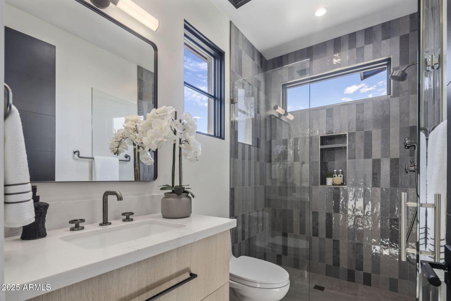 5-web-or-mls-IMG_8154 5-web-or-mls-IMG_8154