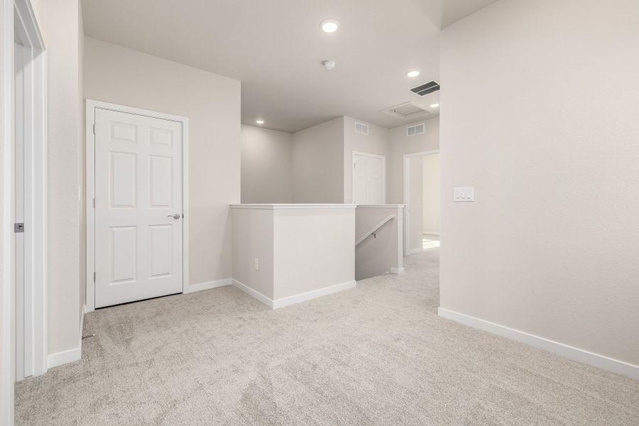 Spacious, unfurnished interior of a new home in Arras Park, Thornton (Image 24).