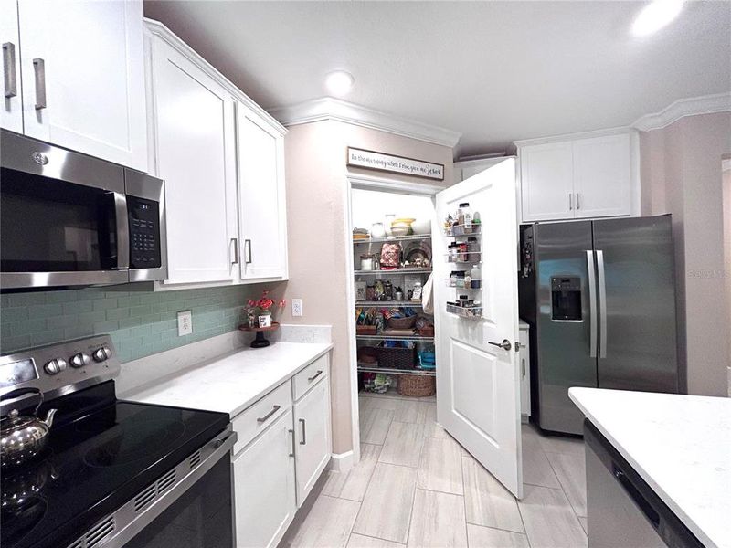 Furnished interior view inside a new home in Angeline Active Adult, Land O' Lakes (Image 10). Furnished interior view inside a new home in Angeline Active Adult, Land O' Lakes (Image 10).