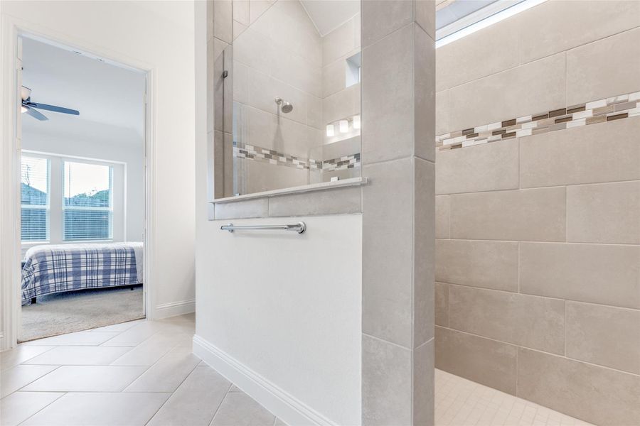 Image 21 of a home in Mavera.