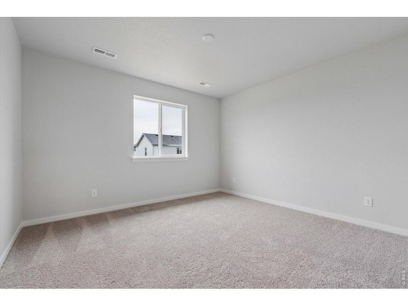 Spacious, unfurnished interior of a new home in Prairie Song, Windsor (Image 20).