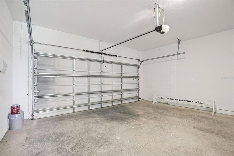 Spacious, unfurnished interior of a new home in Magnolia Bay - Reserve Series, Nokomis (Image 29).