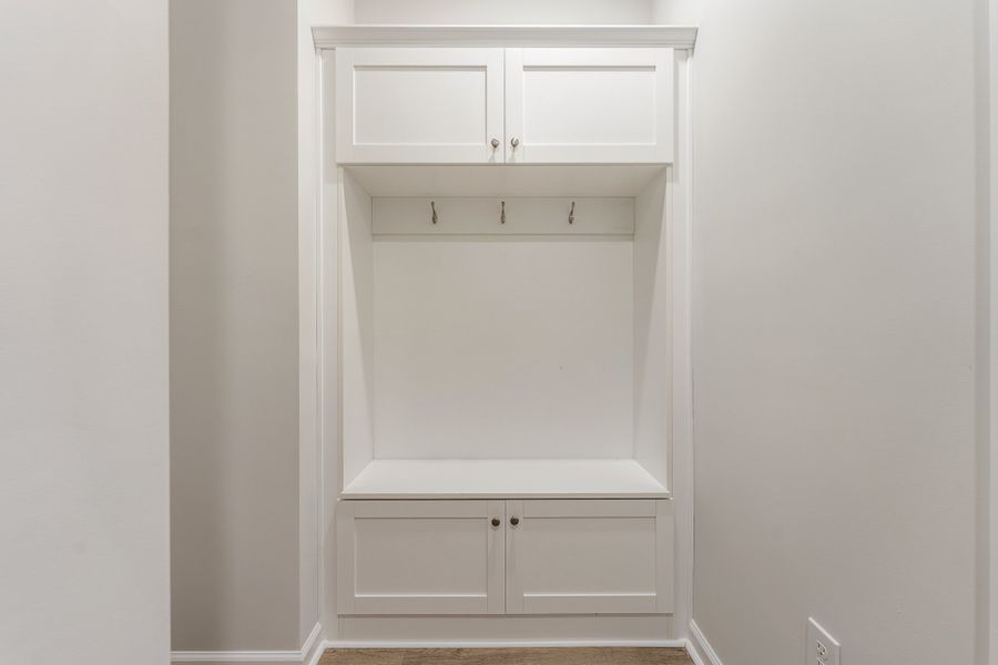 Image 20 of a home in Edwards Station.