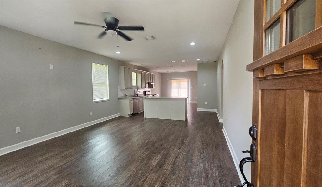 Welcome to 160 Oak Lane Shepherd TX 77371