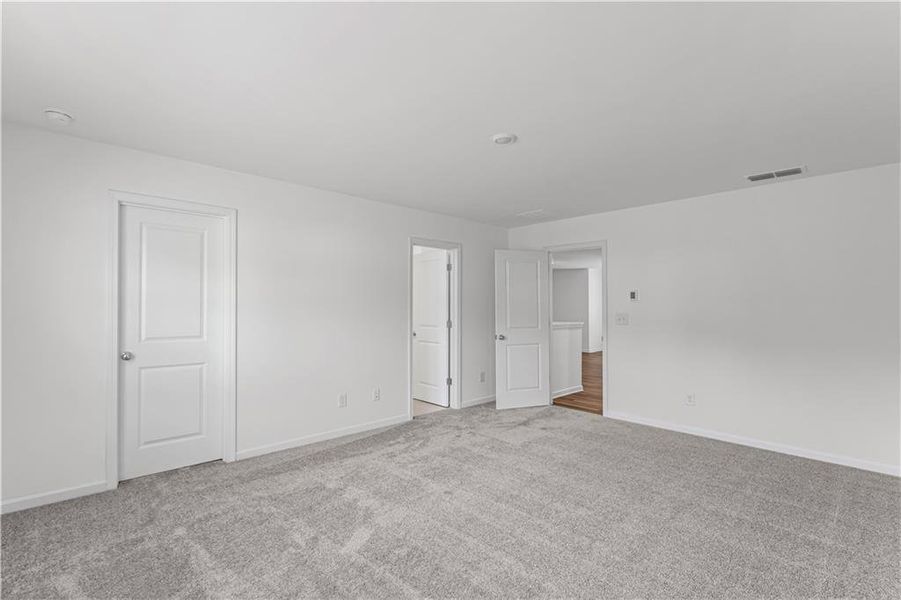 Spacious, unfurnished interior of a new home in Avery Ridge, Gainesville (Image 18).