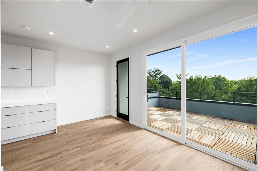 Image 29 of a home in Ten 5 Summerhill. Image 29 of a home in Ten 5 Summerhill.