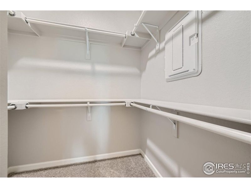 Spacious, unfurnished interior of a new home in , Longmont (Image 18).