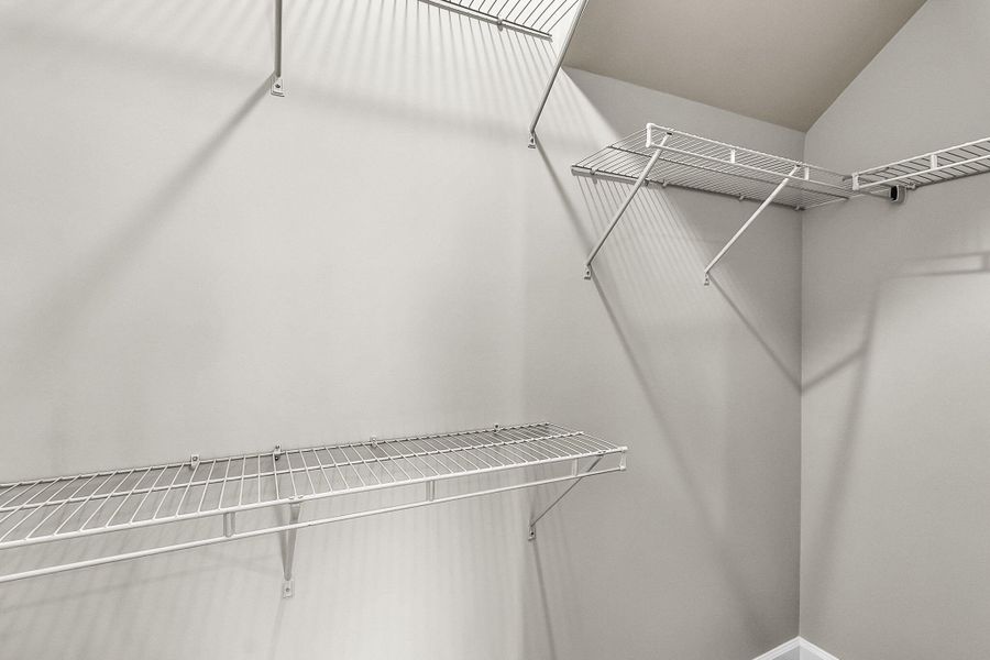 Spacious, unfurnished interior of a new home in , Summerville (Image 24).