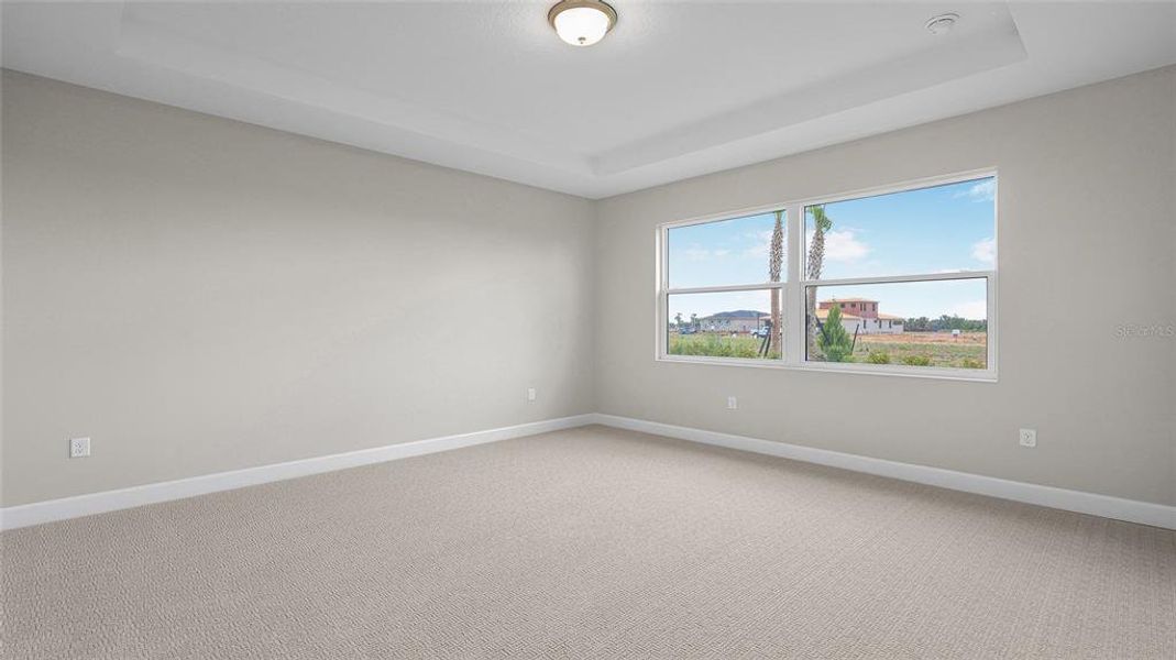 Spacious, unfurnished interior of a new home in Cresswind at Lake Harris, Tavares (Image 47). Spacious, unfurnished interior of a new home in Cresswind at Lake Harris, Tavares (Image 47).