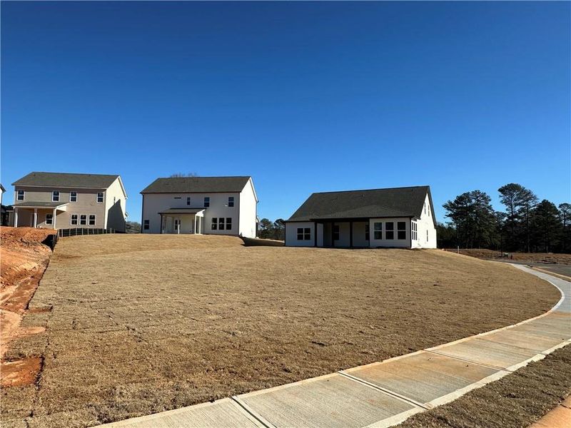 Exterior details and patio area of a home in Summerlin, Winder (Image 32).