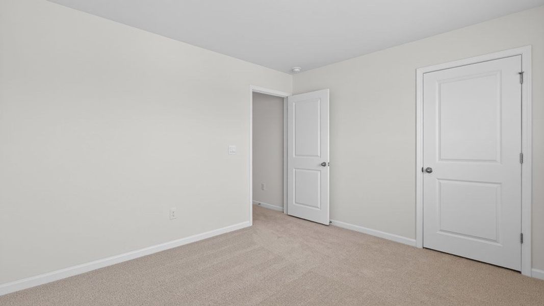 Spacious, unfurnished interior of a new home in Mason Ridge, Spring Lake (Image 31).