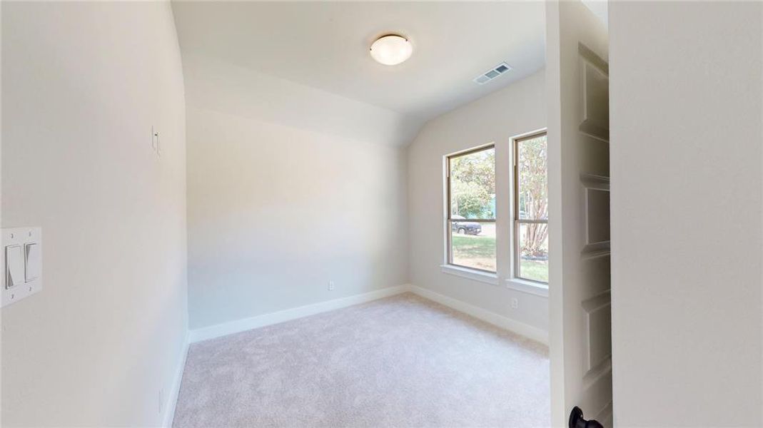 Spacious, unfurnished interior of a new home in , Fort Worth (Image 15).