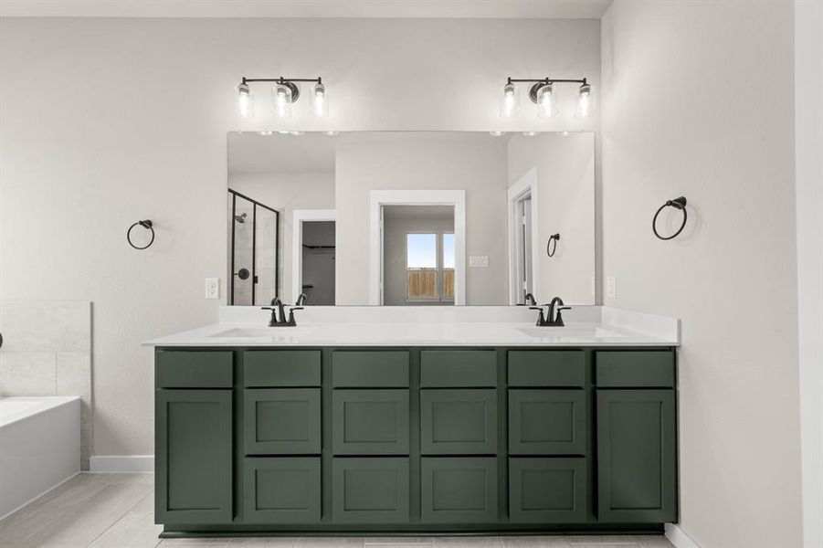 23_6900 Deadwood- Primary Suite-3