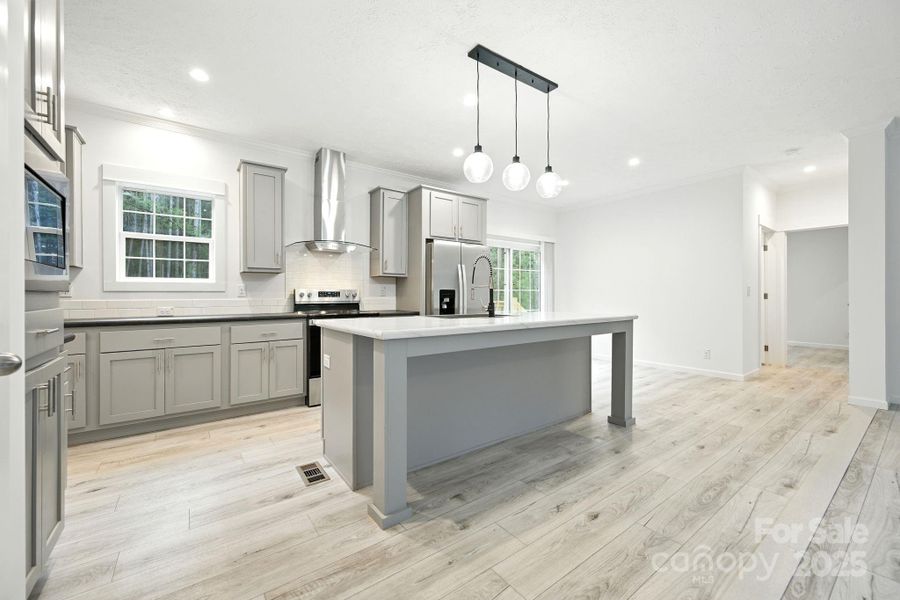 Furnished interior view inside a new home in , Statesville (Image 13).