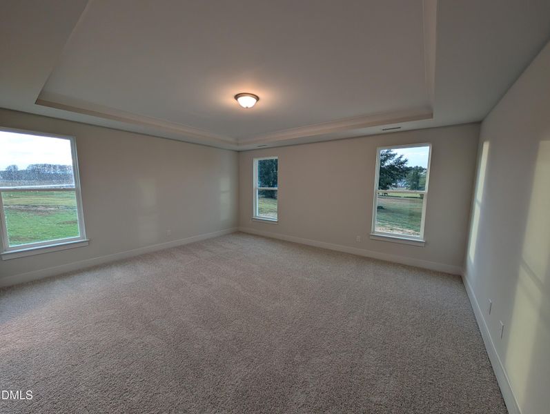 PXL_20250926_223754224 PXL_20250926_223754224