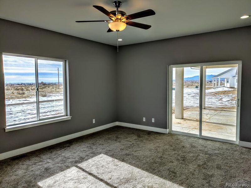 Spacious, unfurnished interior of a new home in , Pueblo (Image 10).