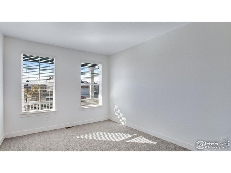 Spacious, unfurnished interior of a new home in Vantage, Berthoud (Image 29).