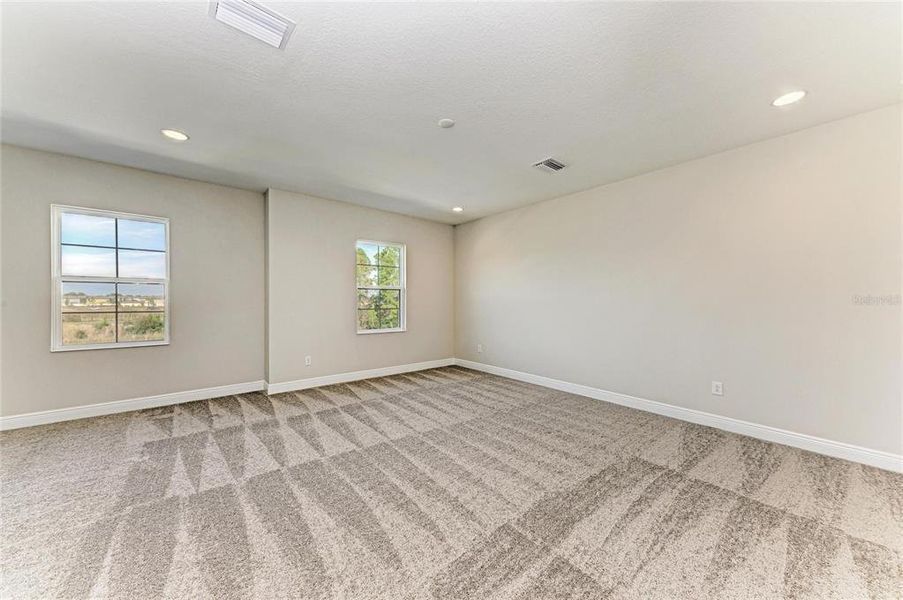 Spacious, unfurnished interior of a new home in Two Rivers, Zephyrhills (Image 27). Spacious, unfurnished interior of a new home in Two Rivers, Zephyrhills (Image 27).
