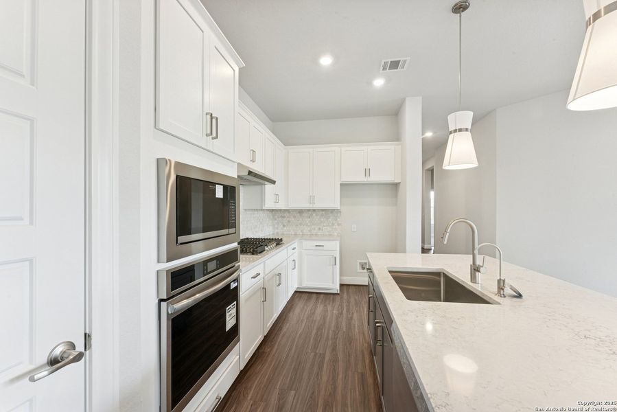 Furnished interior view inside a new home in The Crossvine 45’, Schertz (Image 9).