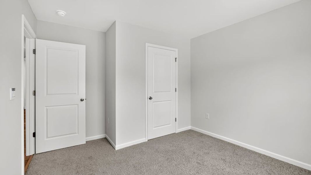 Spacious, unfurnished interior of a new home in Tyger Pines, Moore (Image 17).