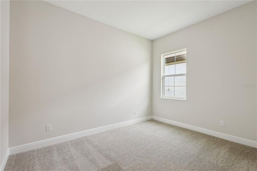 Spacious, unfurnished interior of a new home in Triple Creek, Riverview (Image 28).