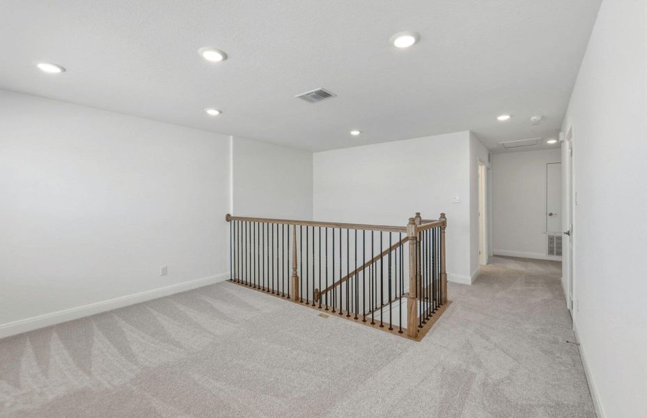 Spacious, unfurnished interior of a new home in Patterson Ranch, Georgetown (Image 22).