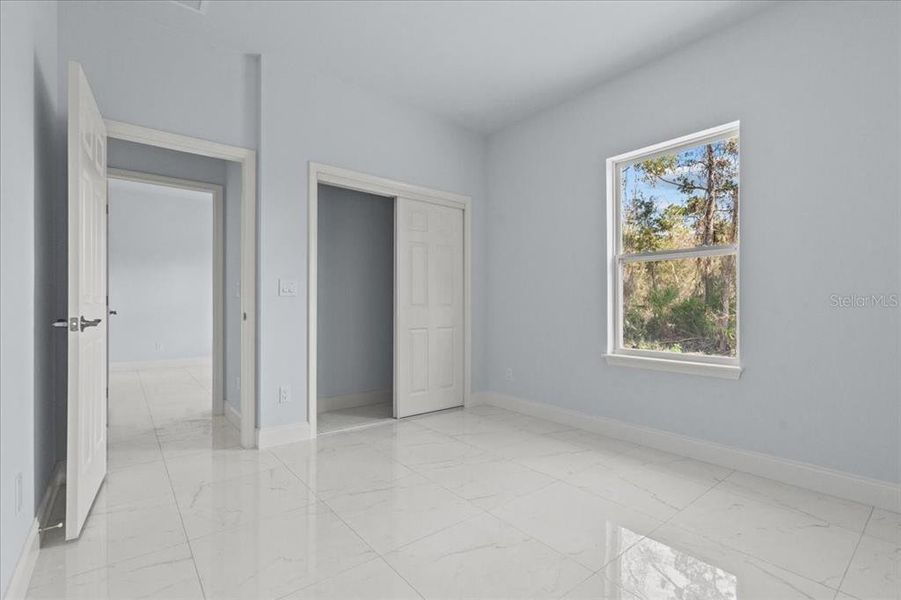 Spacious, unfurnished interior of a new home in , Deltona (Image 30).
