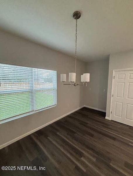 Spacious, unfurnished interior of a new home in , Jacksonville (Image 17).