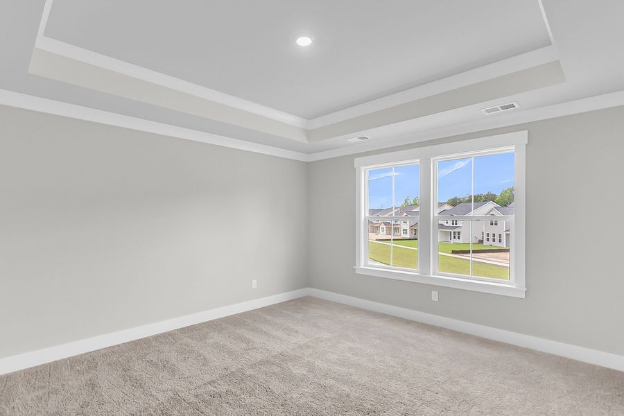 Spacious, unfurnished interior of a new home in Pineland Preserve, Summerville (Image 40).