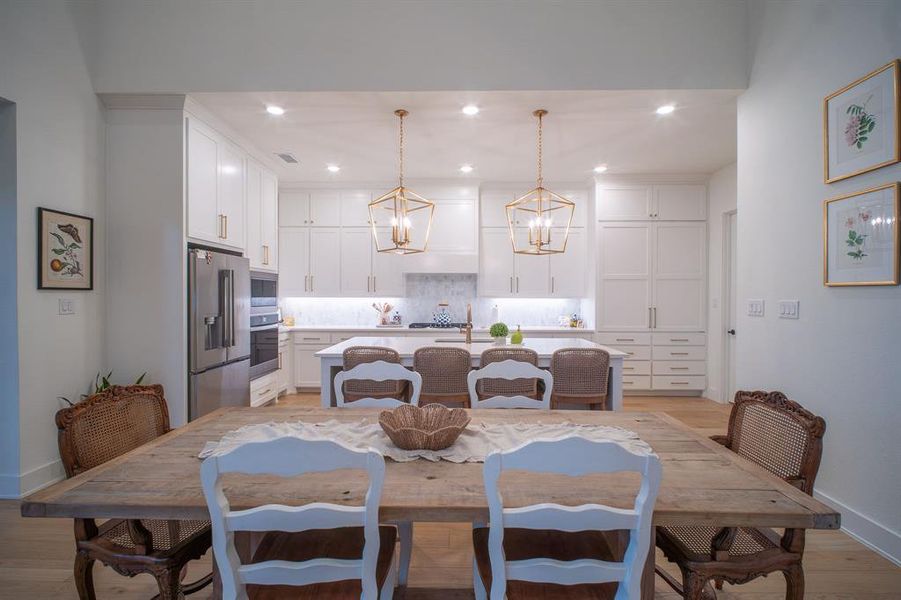 Furnished interior view inside a new home in The Homestead - 62', Rockwall (Image 9). Furnished interior view inside a new home in The Homestead - 62', Rockwall (Image 9).