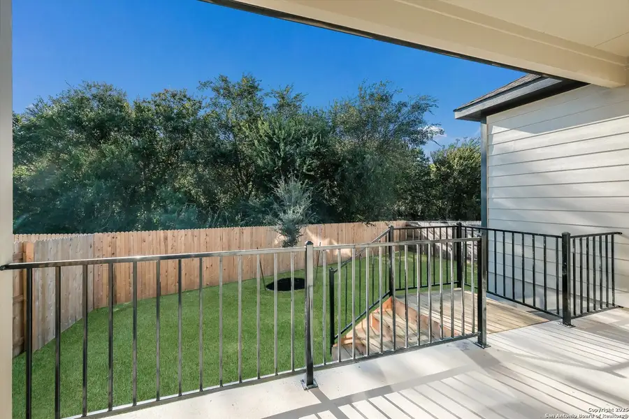 Exterior details and patio area of a home in Park Hill Commons, San Antonio (Image 4).