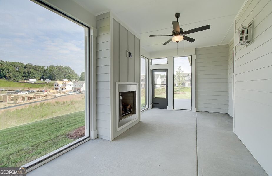 Image 42 of a home in Rosewood Lake Preserve. Image 42 of a home in Rosewood Lake Preserve.