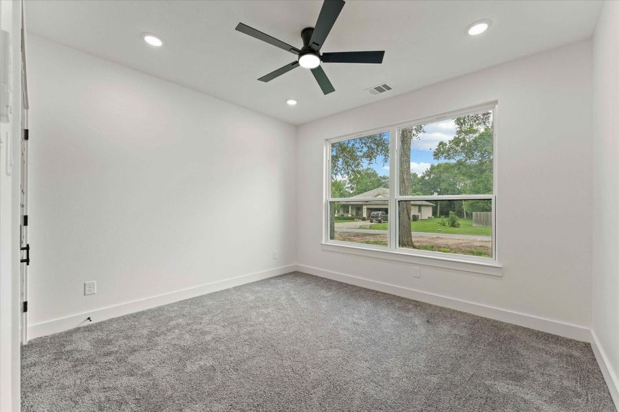 Spacious, unfurnished interior of a new home in , Hempstead (Image 16). Spacious, unfurnished interior of a new home in , Hempstead (Image 16).