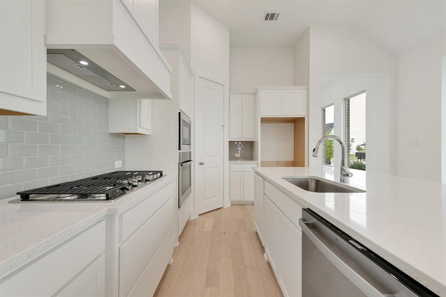 Furnished interior view inside a new home in Edgewater, Royse City (Image 9). Furnished interior view inside a new home in Edgewater, Royse City (Image 9).