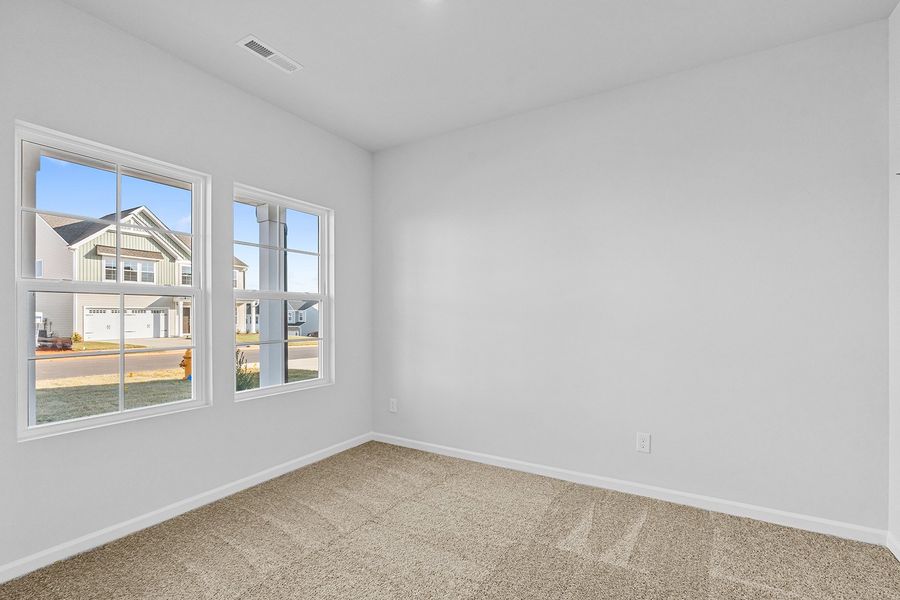 Spacious, unfurnished interior of a new home in Hanes Lake, Winston-Salem (Image 24).
