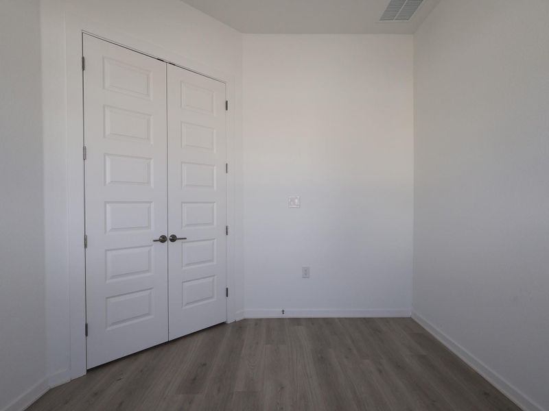 Spacious, unfurnished interior of a new home in Estancia West, Manchaca (Image 6). Spacious, unfurnished interior of a new home in Estancia West, Manchaca (Image 6).