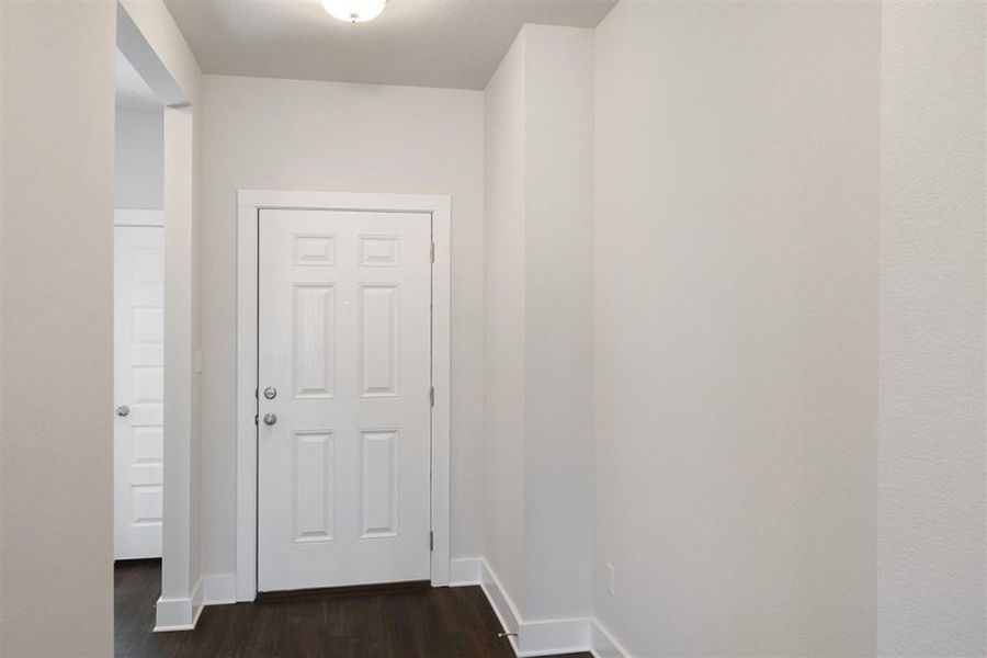 Representative unfurnished interior of a home built from the Savannah by Pacesetter Homes in Orchard Ridge, Liberty Hill (Image 27). Representative unfurnished interior of a home built from the Savannah by Pacesetter Homes in Orchard Ridge, Liberty Hill (Image 27).
