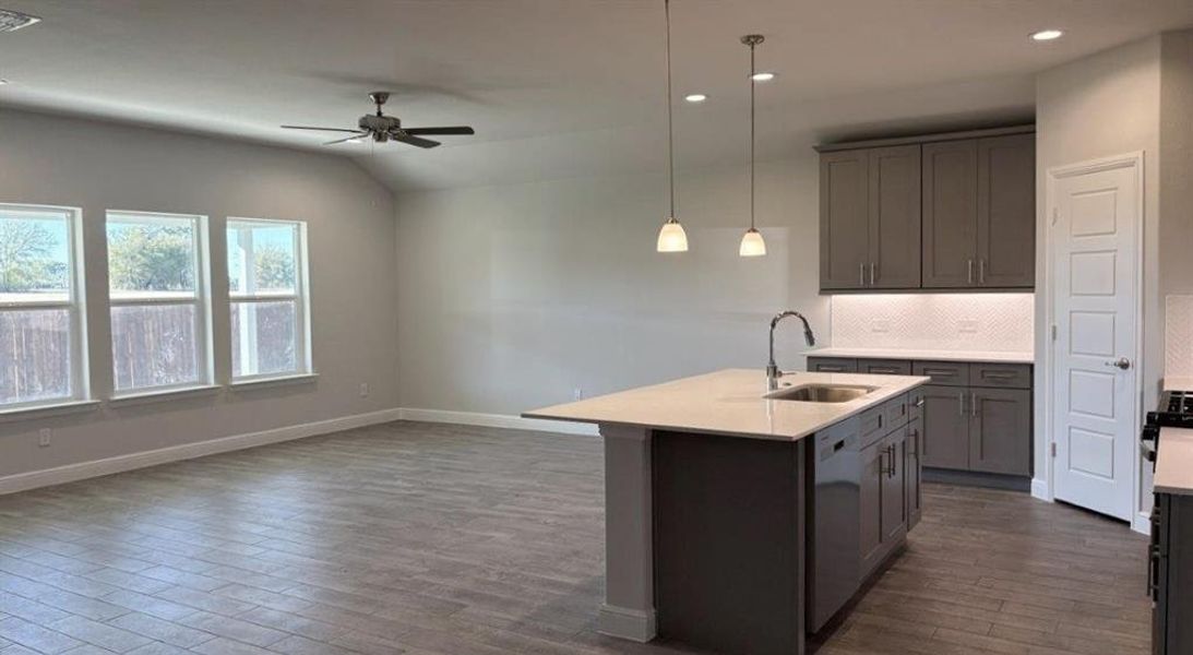 Furnished interior view inside a new home in Sandstone Estates, Granbury (Image 6). Furnished interior view inside a new home in Sandstone Estates, Granbury (Image 6).