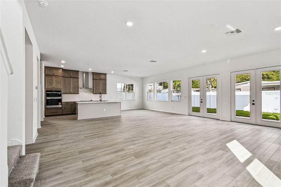 Spacious, unfurnished interior of a new home in City of Tampa, Tampa (Image 59). Spacious, unfurnished interior of a new home in City of Tampa, Tampa (Image 59).