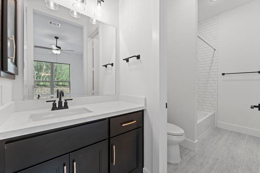 Bedroom 3 Vanity to Jack and Jill Bath