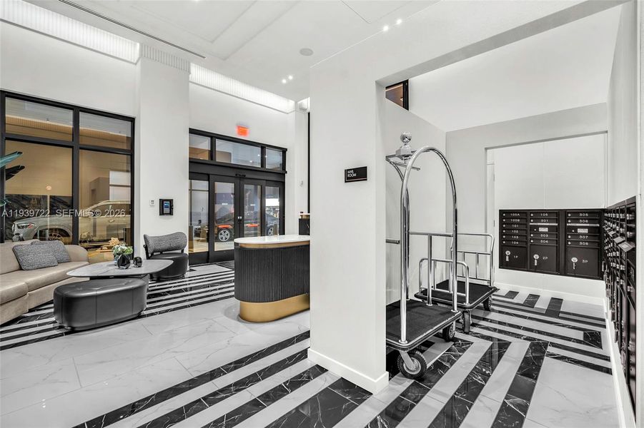 Community amenities in , Coral Gables (Image 31).