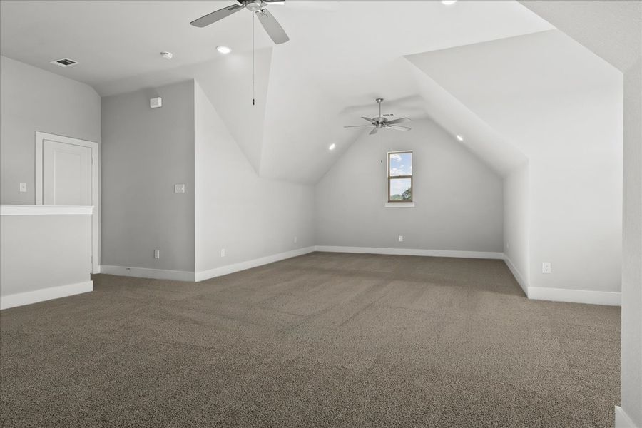 Spacious, unfurnished interior of a new home in Brock Heights, Brock (Image 90).