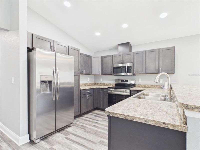 Furnished interior view inside a new home in , Lakeland (Image 8).