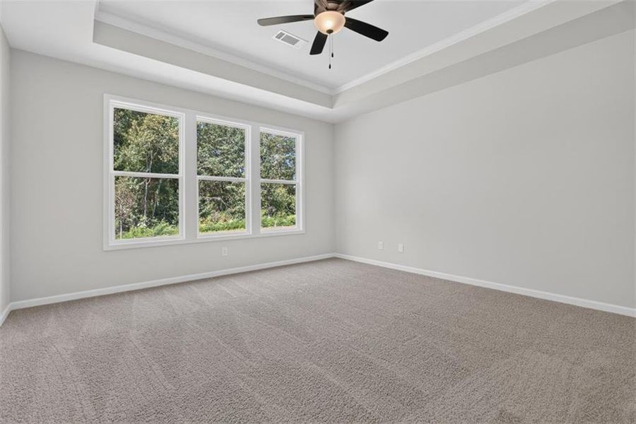 Spacious, unfurnished interior of a new home in , Athens (Image 38).