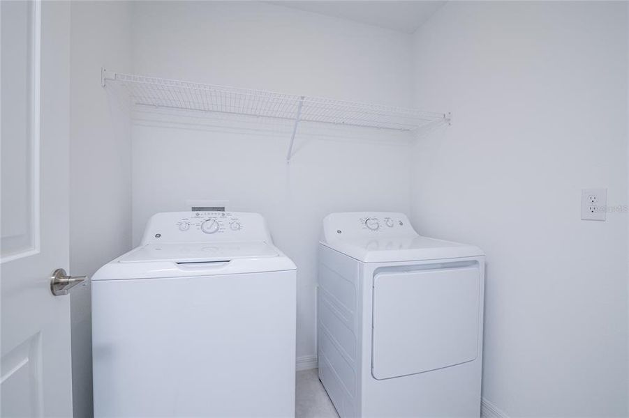 Furnished interior view inside a new home in Saddle Creek Preserve: The Manors II, Lakeland (Image 8).