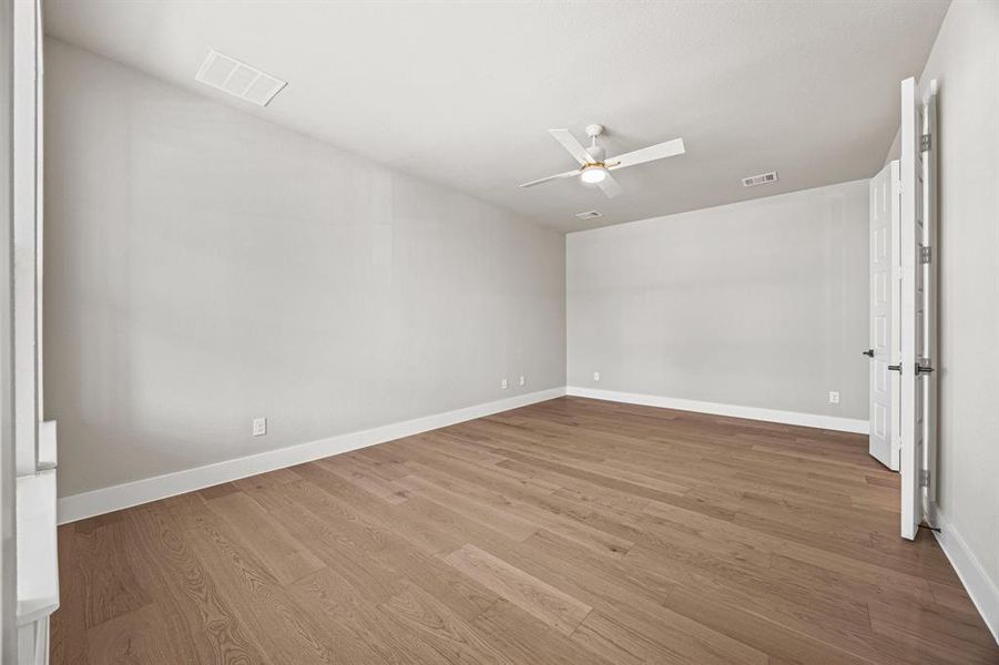 Spacious, unfurnished interior of a new home in Fields, Frisco (Image 20).