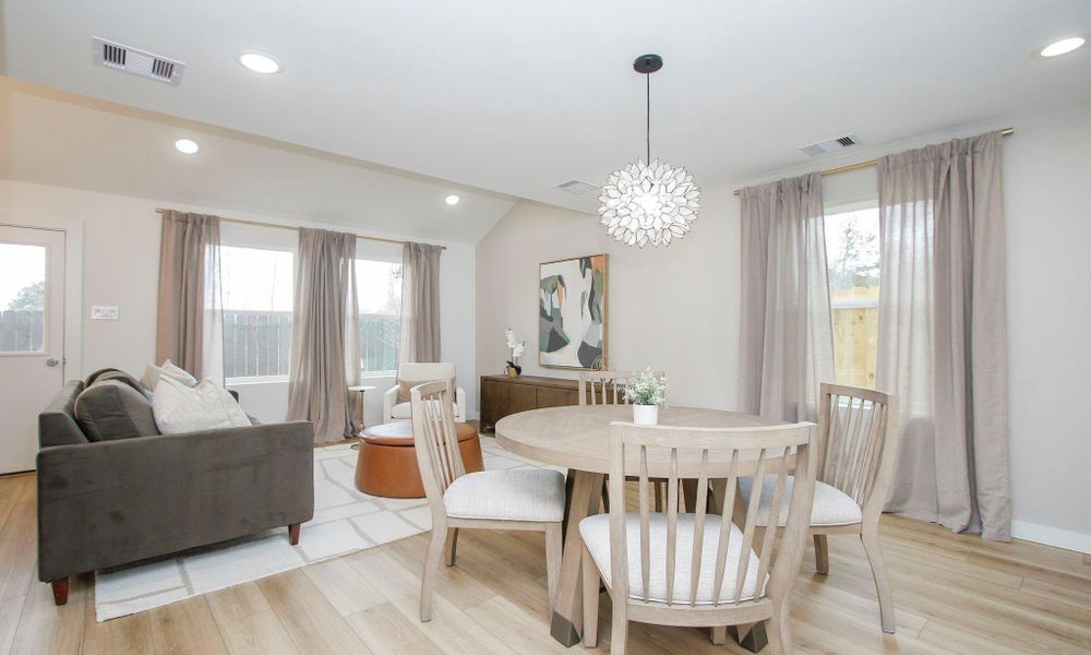 Furnished interior view inside a new home in , Conroe (Image 8).