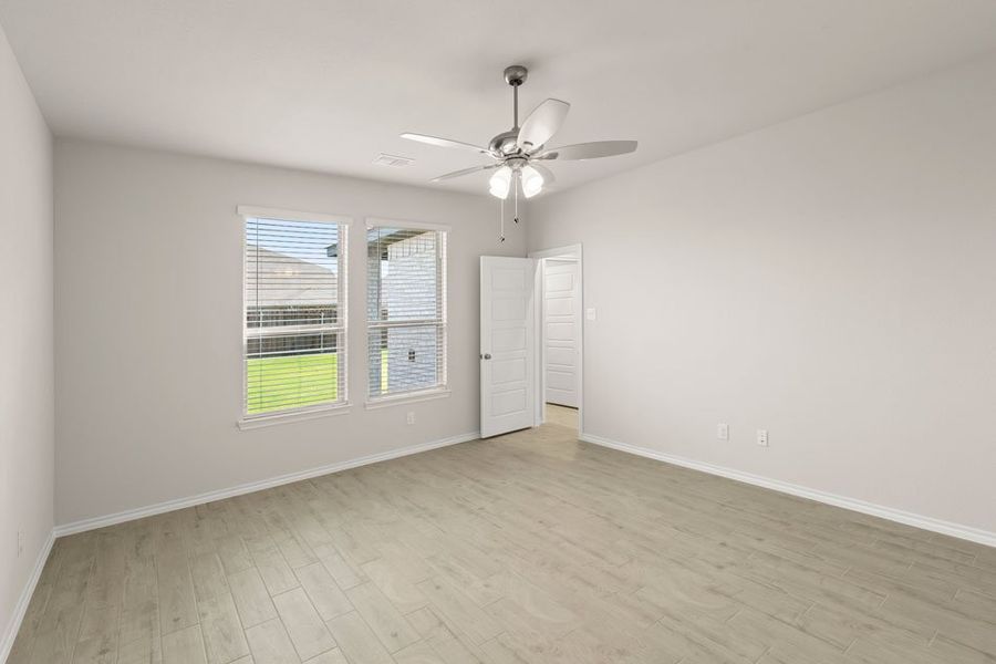 Front exterior of a new home in DeBerry Reserve, Royse City, TX, highlighting curb appeal (Image 20). Front exterior of a new home in DeBerry Reserve, Royse City, TX, highlighting curb appeal (Image 20).